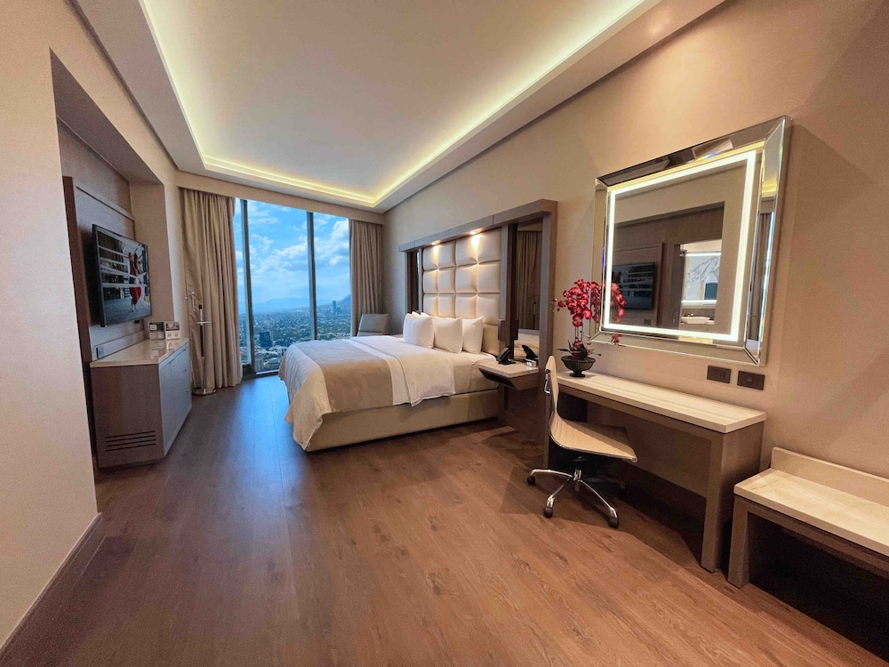 Safi Royal Luxury Metropolitan 15/47
