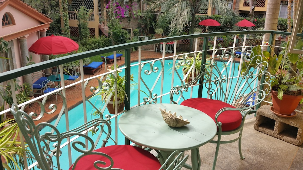 Woodmere Serviced Apartments 41/50