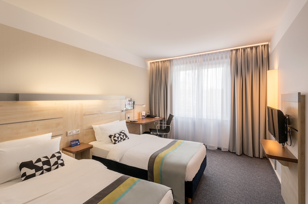 غرفة قياسية بسرير فردي، HOLIDAY INN EXPRESS SINGEN 2/6