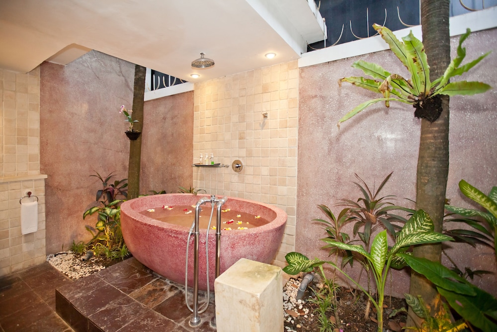 Villa Casis by Nagisa Bali 23/68