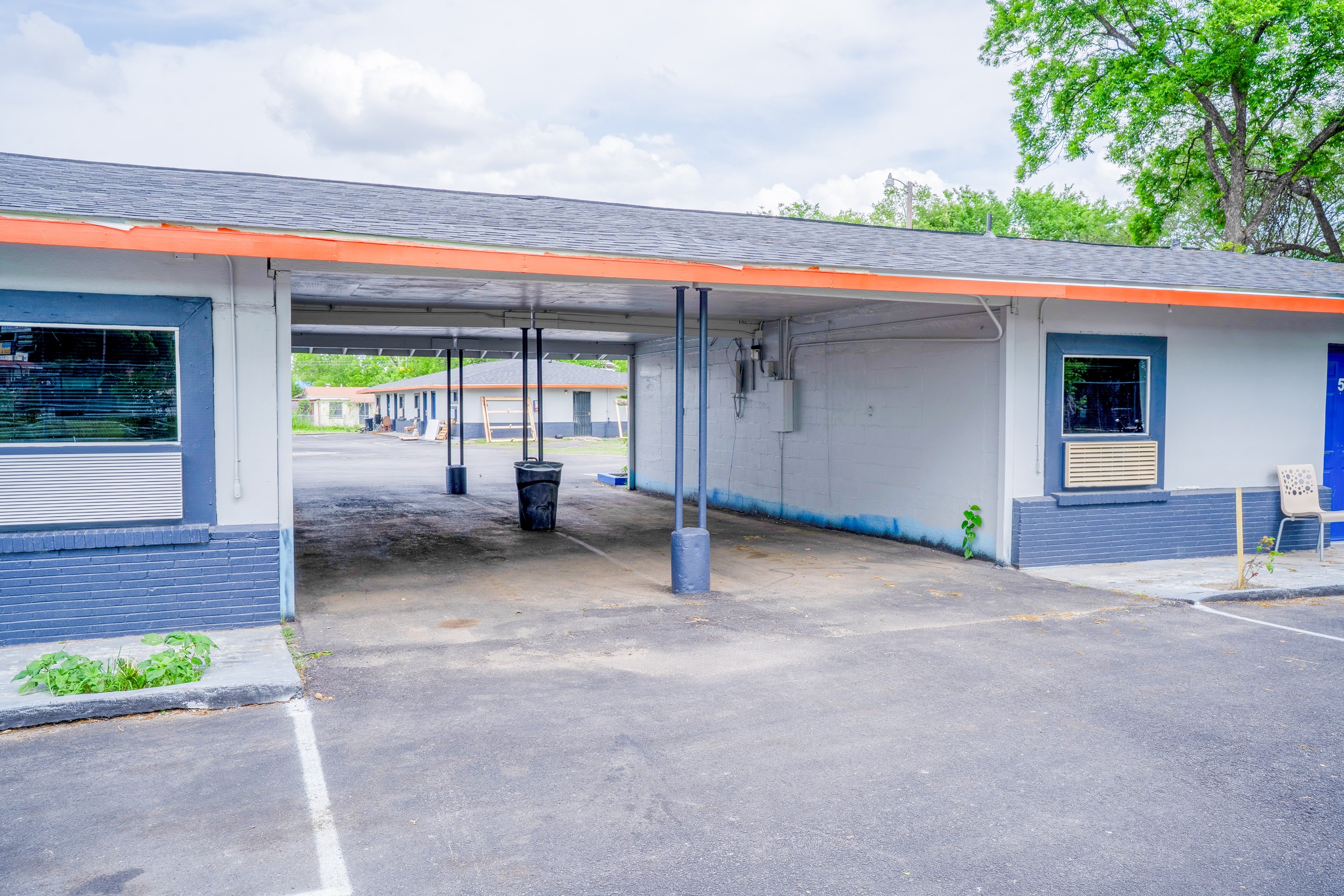 Alamo Oasis Inn and Suites By OYO San Antonio 41/53