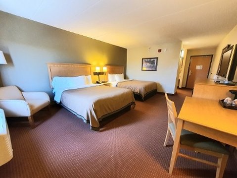 AmericInn by Wyndham Waconia 51/80