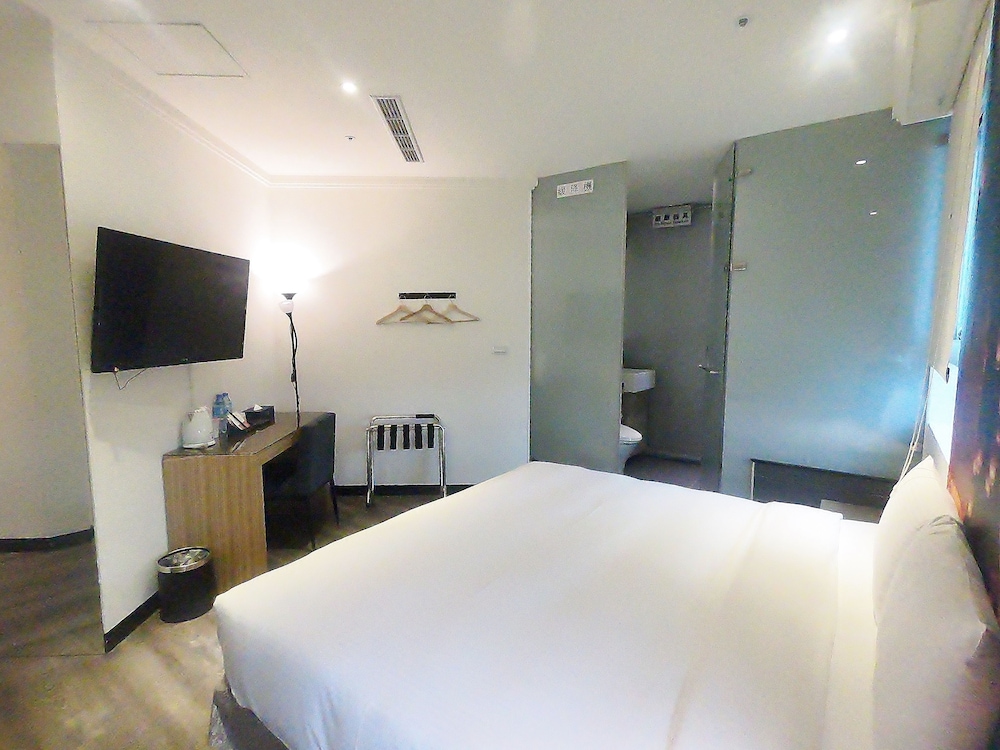 Merryday Hotel Banqiao Branch 24/50