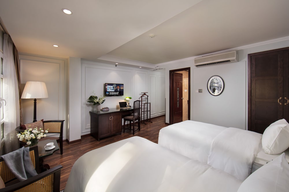 Hong Ngoc Dynastie Hotel 42/74