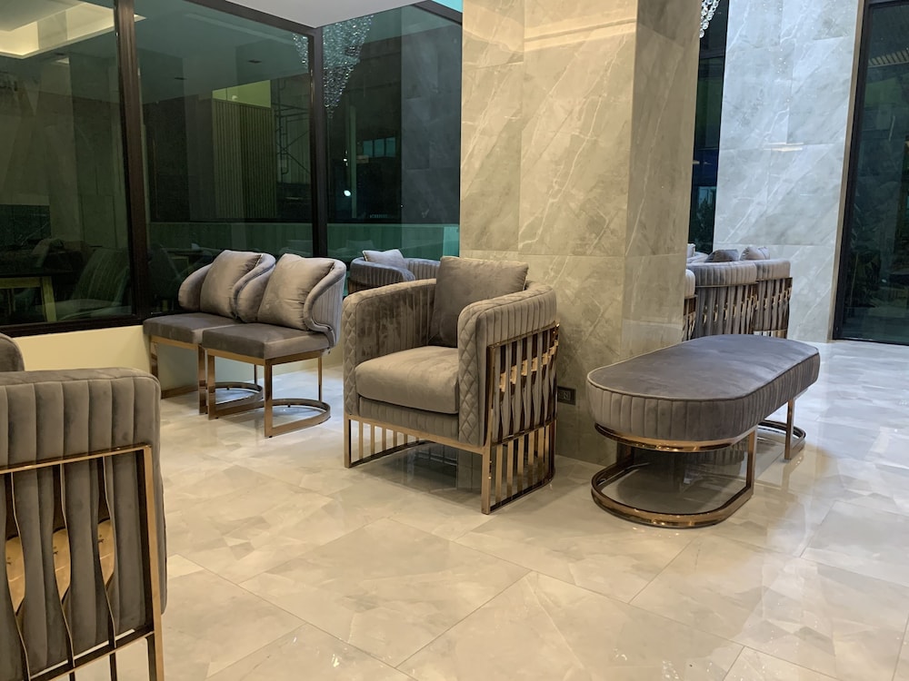 Thana Wisut Hotel 27/49