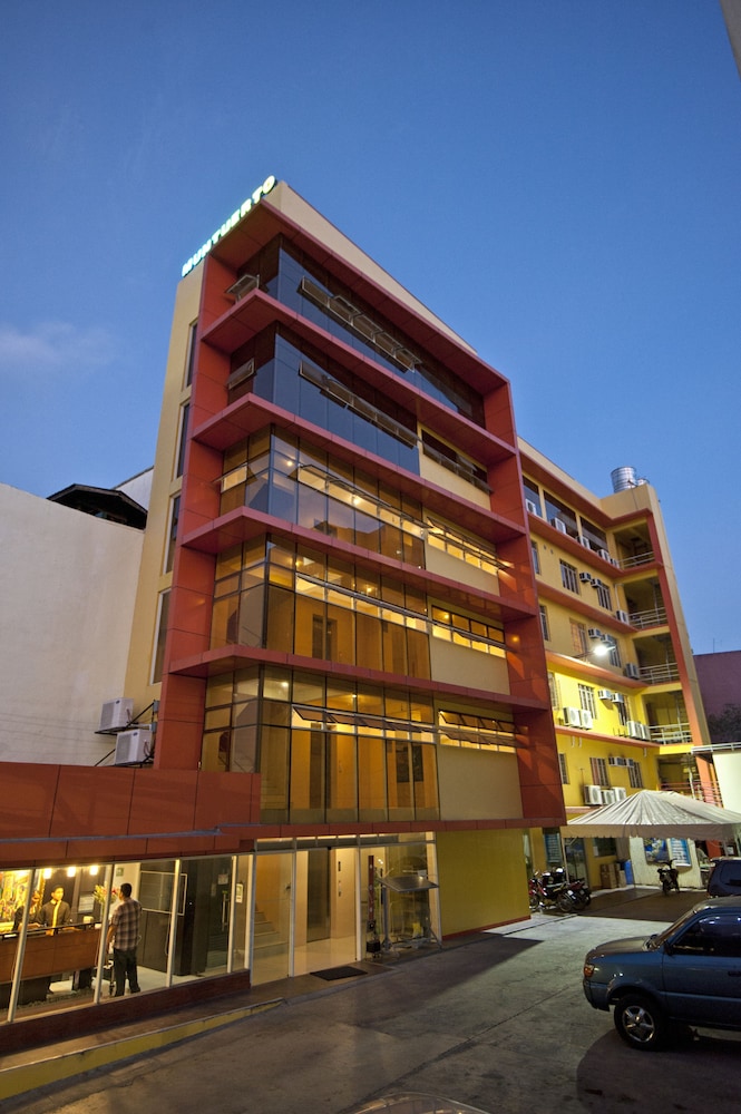M Citi Suites 54/55