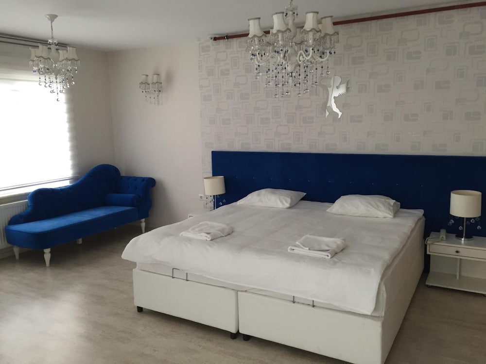 Airport Residence Kurtkoy 14/50