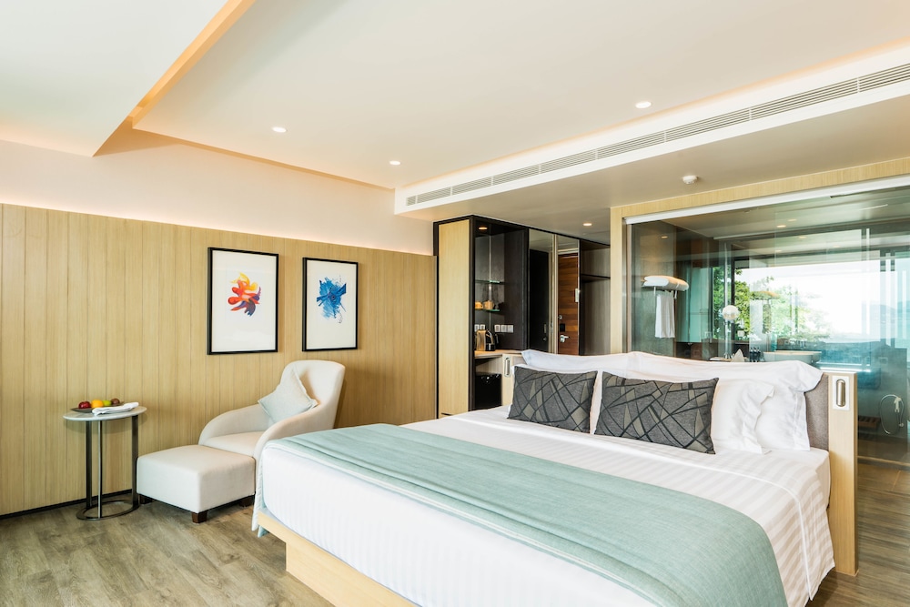 Room, King Bed, Beach Front, Private Pool
