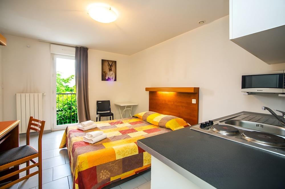 Hotel Hr 7/50