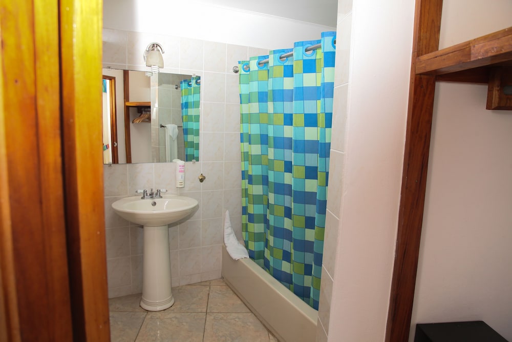 Negril Tree House Resort 28/69