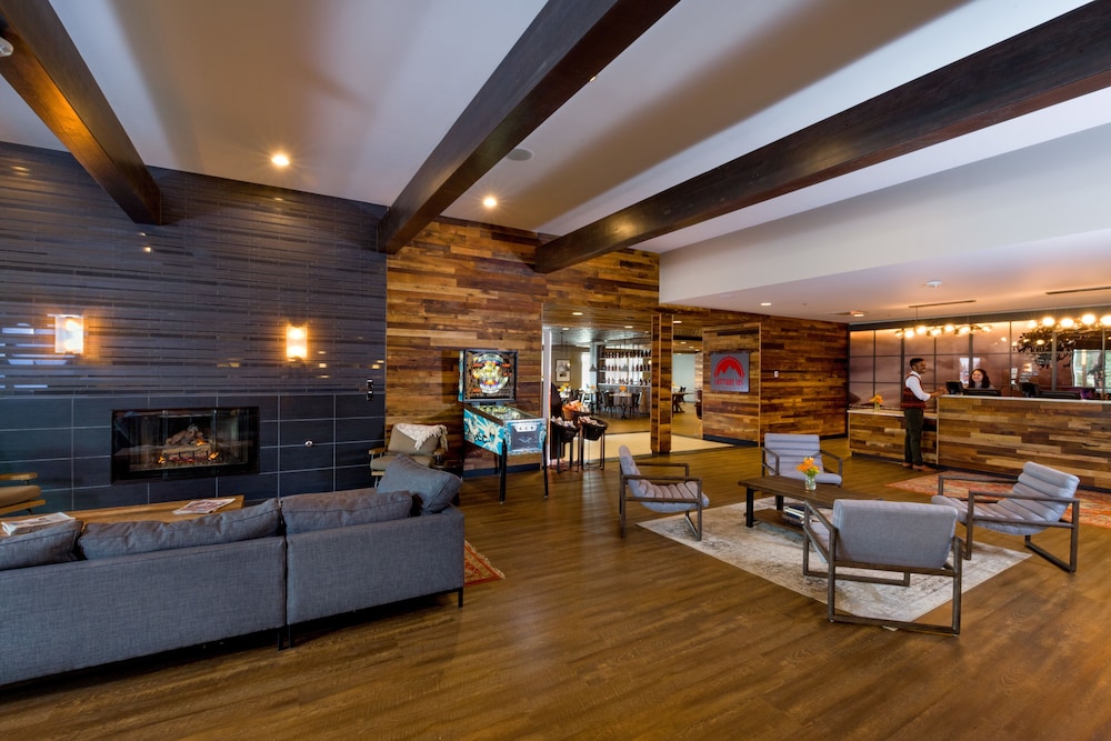 Holiday Inn Estes Park 65/84