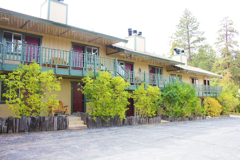 Wolf Creek Resort 5/66
