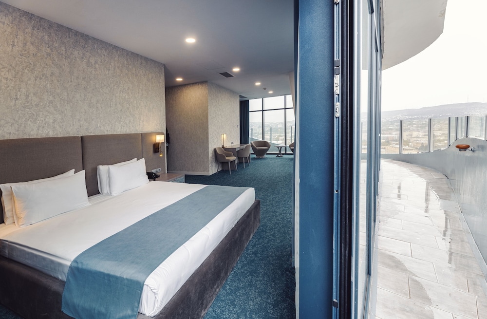 Meta Business Hotel 16/50
