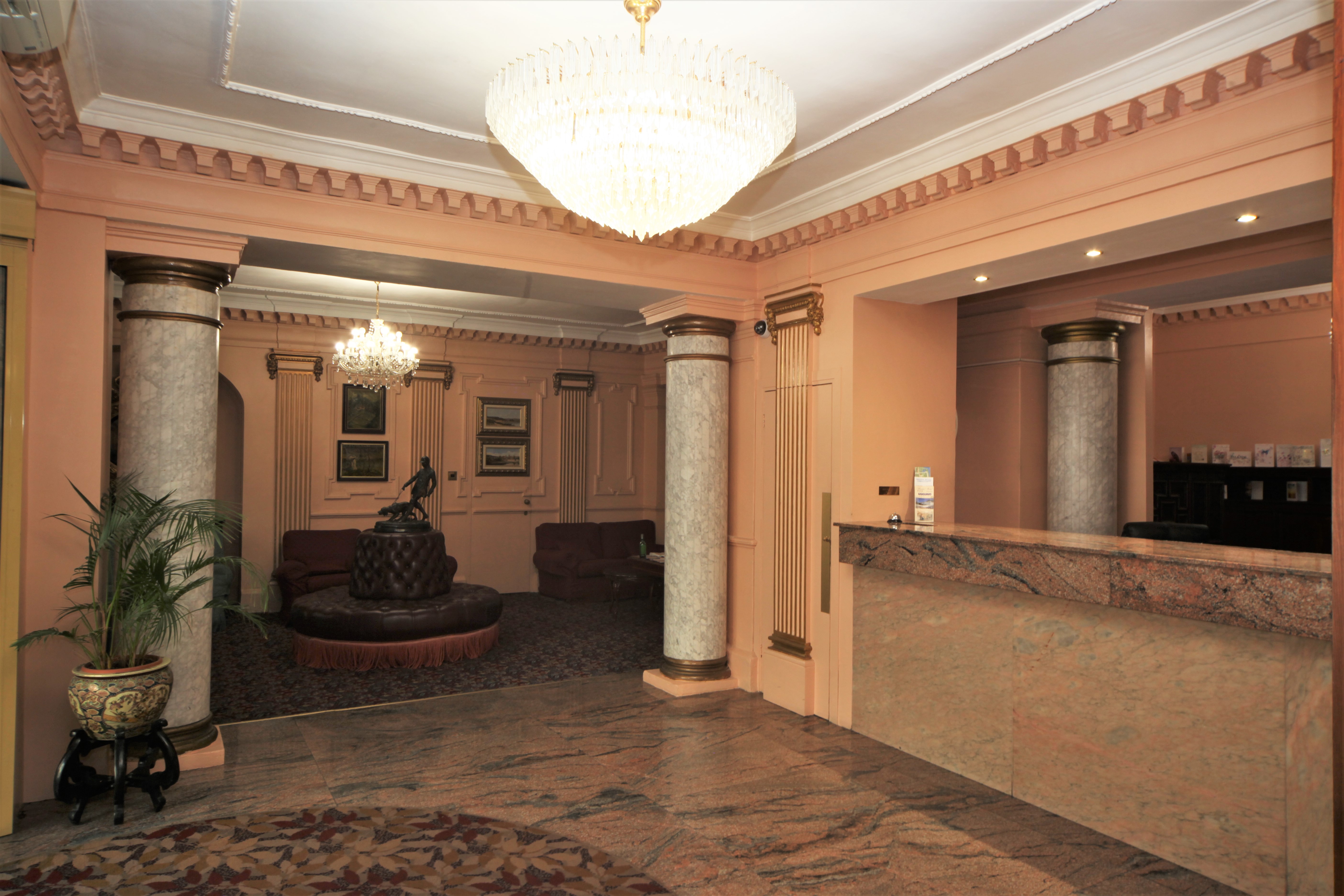 Bristol Hotel 1/18