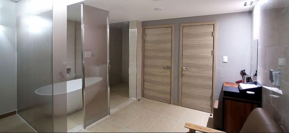 Hotel You&I 15/15