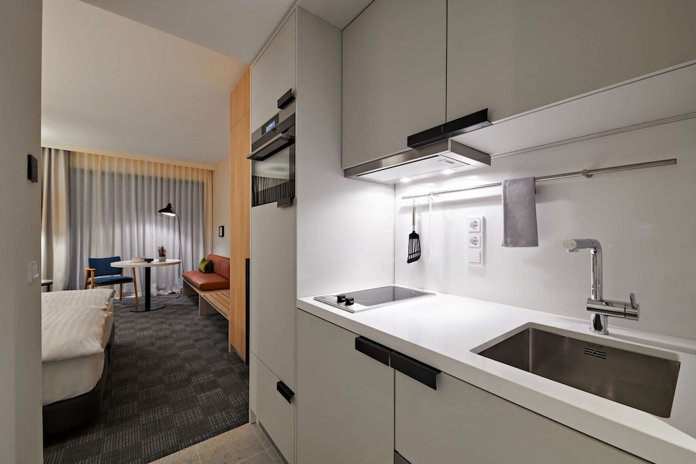 Adina Apartment Hotel Cologne 46/49