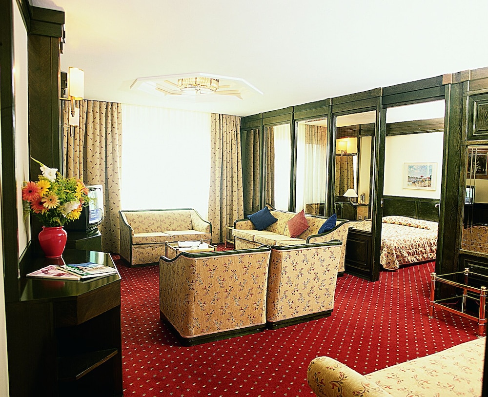 Istanbul Royal Hotel 29/44
