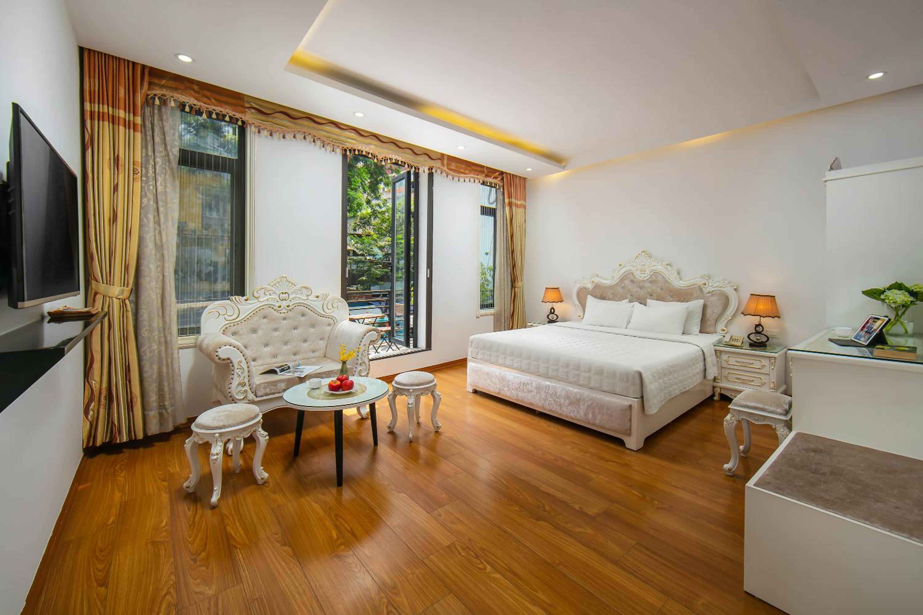 Standard, Double or Twin Bed