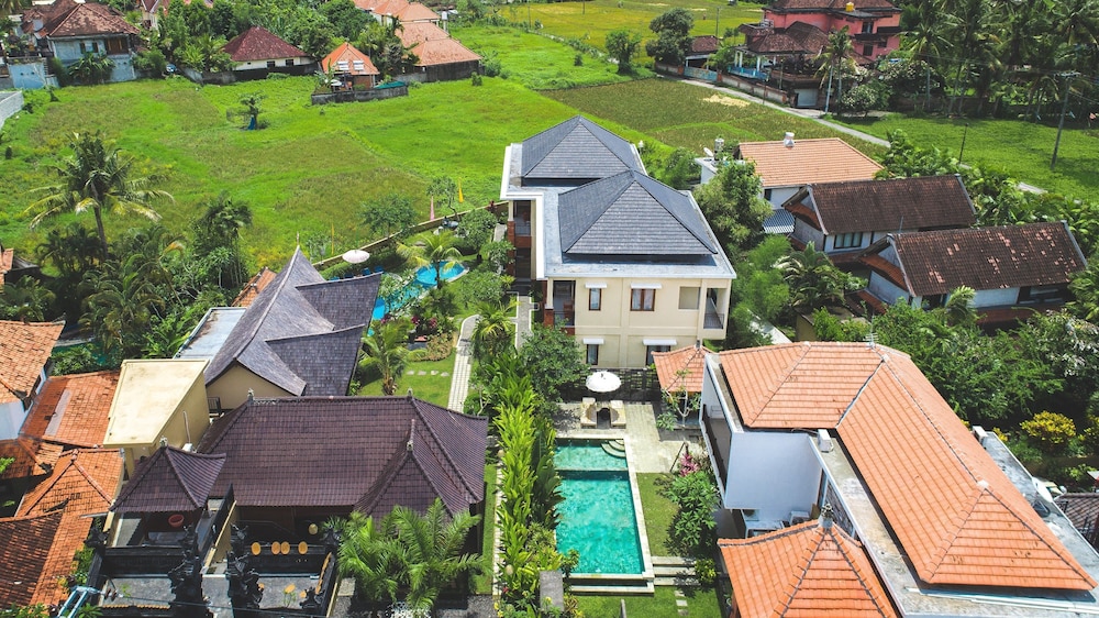 PONDOK MASSAS UBUD 48/55