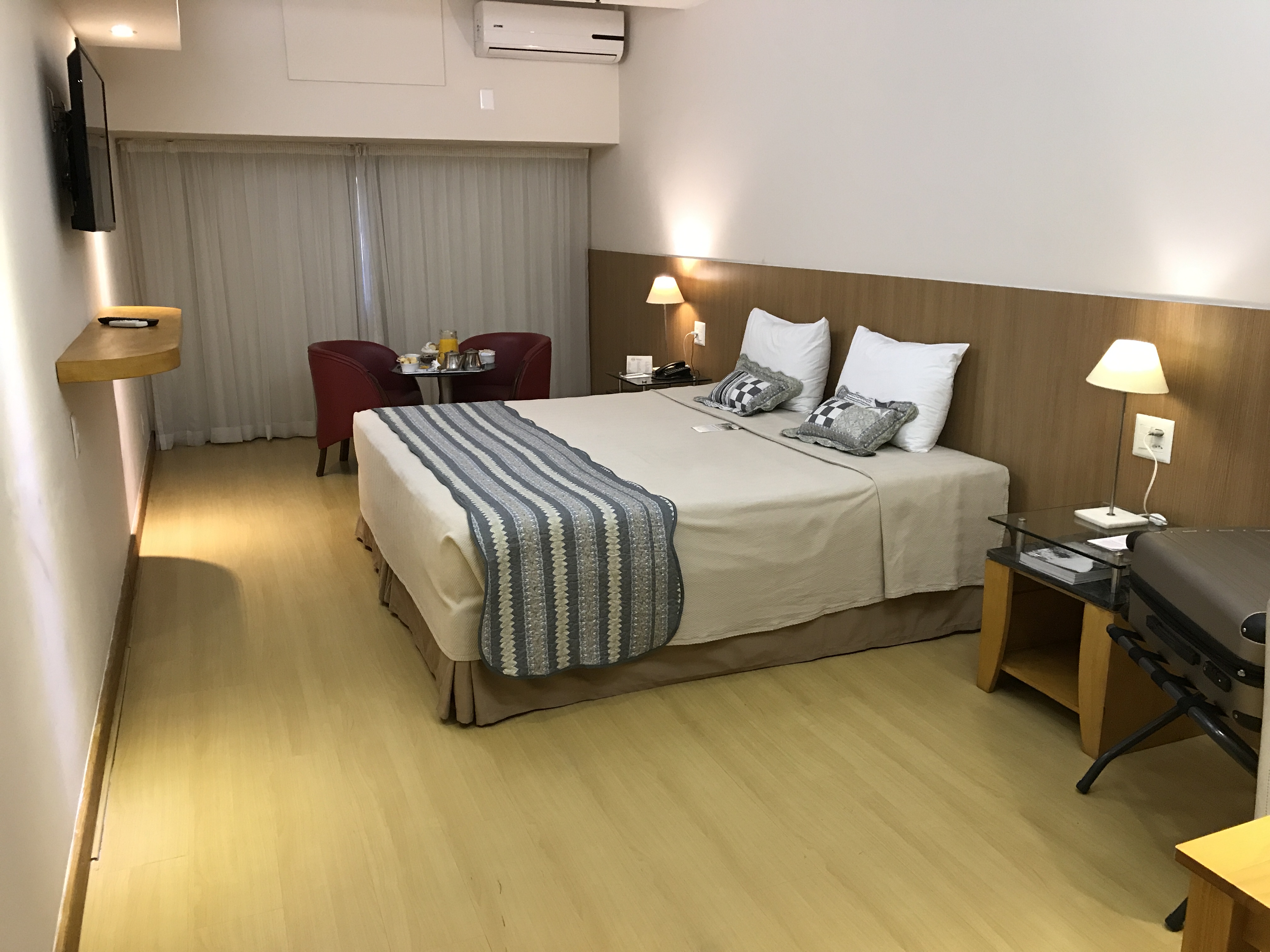 Super, Deluxe, Double Bed