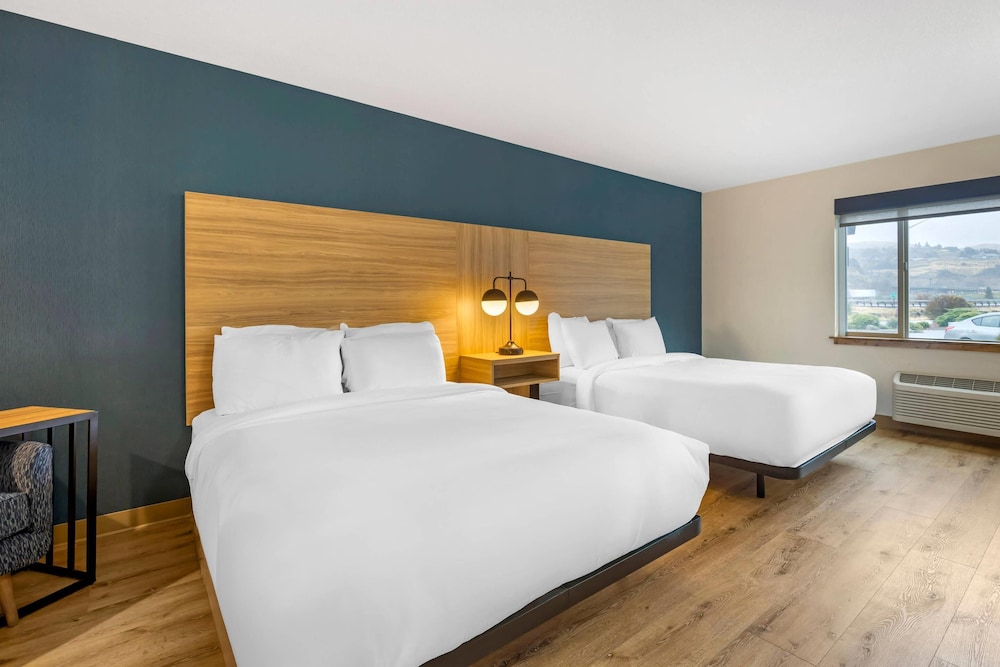 Columbia River Hotel, Ascend Hotel Collection 17/76