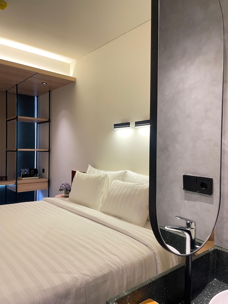Atooi Hotel Alam Sutera 9/33