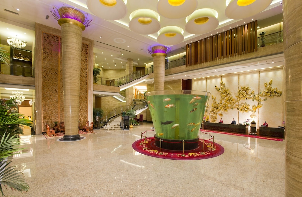 Huilihua Hotel 7/47
