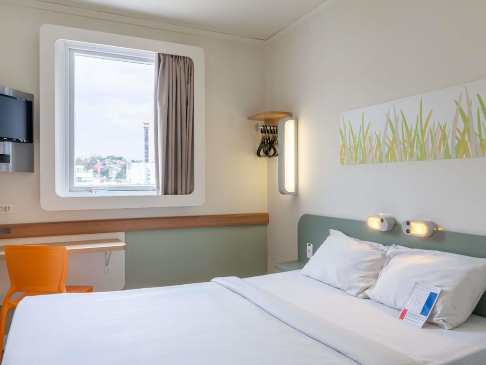 ibis budget RJ Praia de Botafogo 12/45