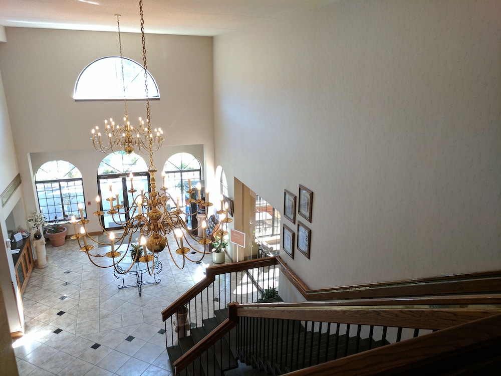 South Shore Inn 38/54