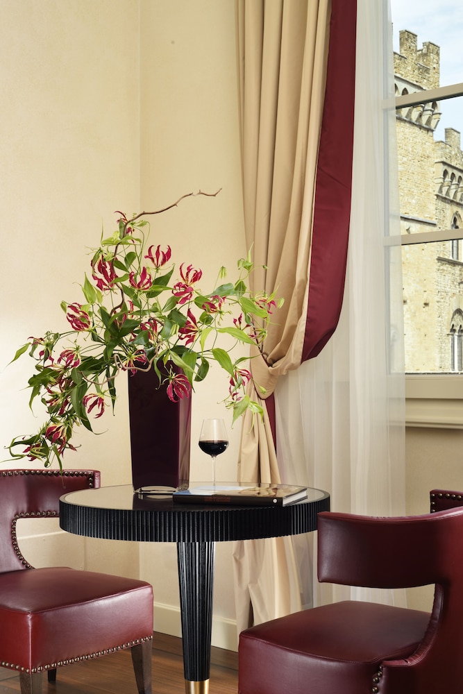 Hotel San Firenze Suites And Spa 65/75
