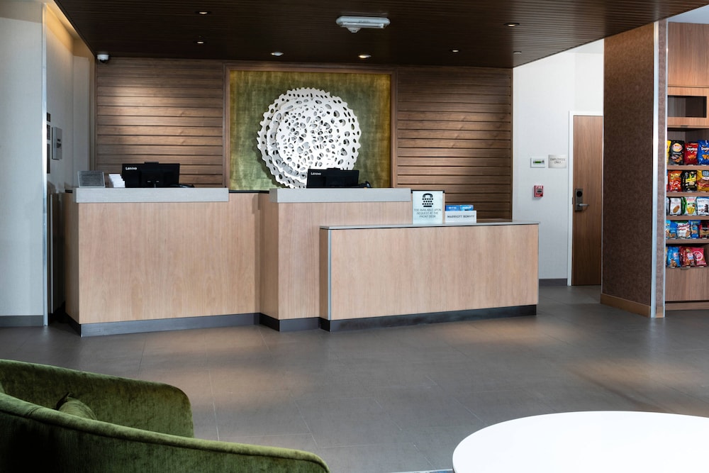 Fairfield Inn and Suites by Marriott Las Vegas Northwest 11/45