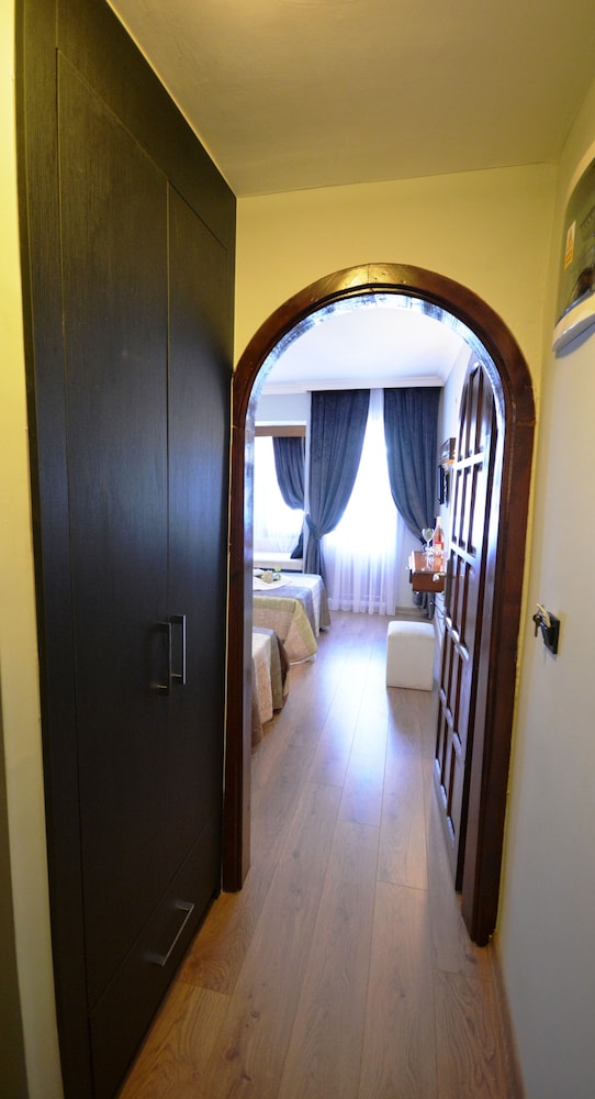 Hisar Holiday Club 24/36
