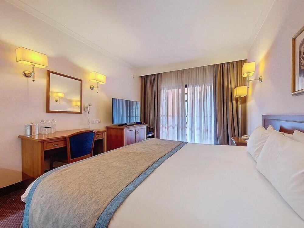 Vivaldi Hotel 15/71