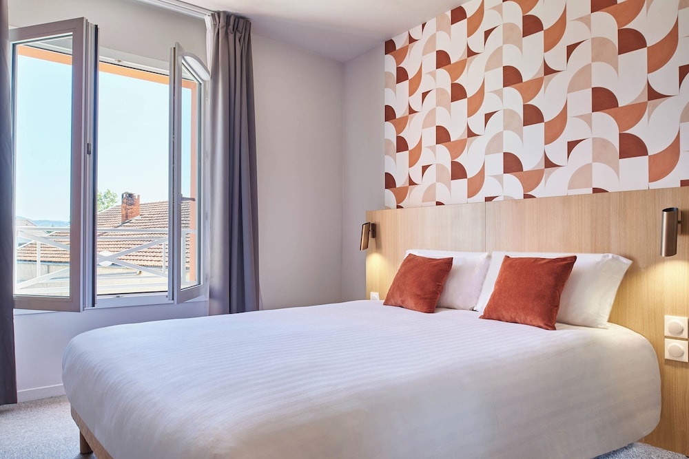 The Originals Hotel Larivaut, Puy-Guillaume 2/27