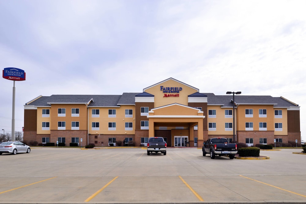 Fairfield Inn And Suites Bloomington 7/66