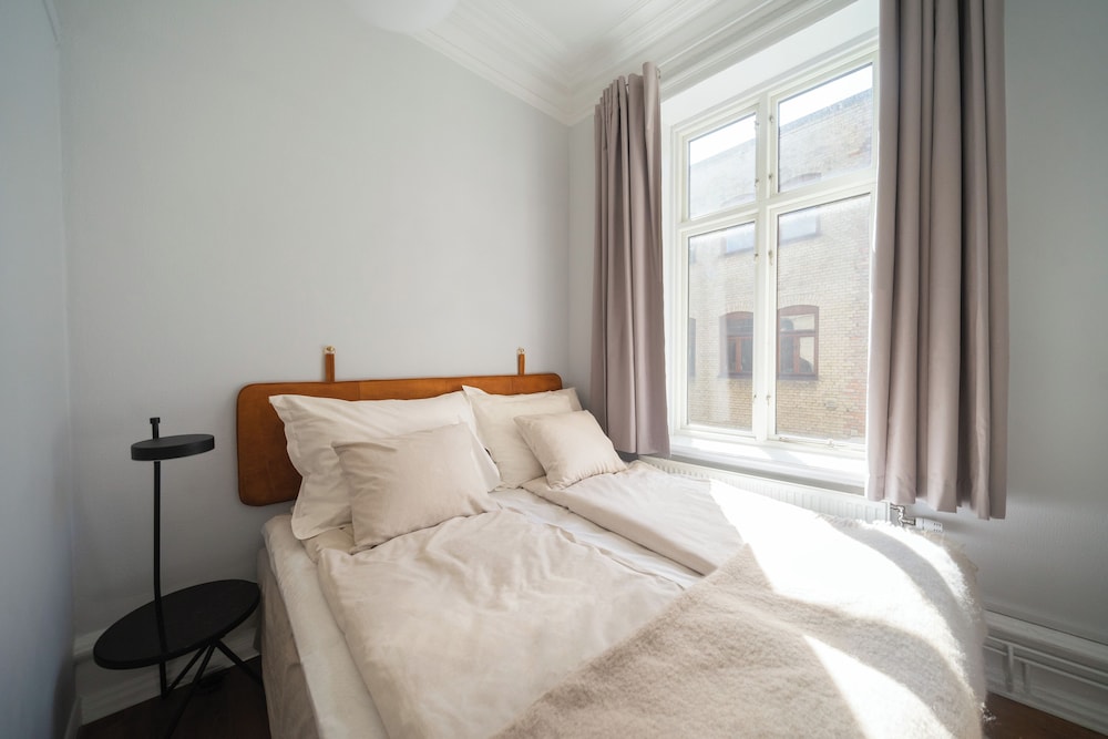 EXECUTIVE, SUITE, CITY VIEW