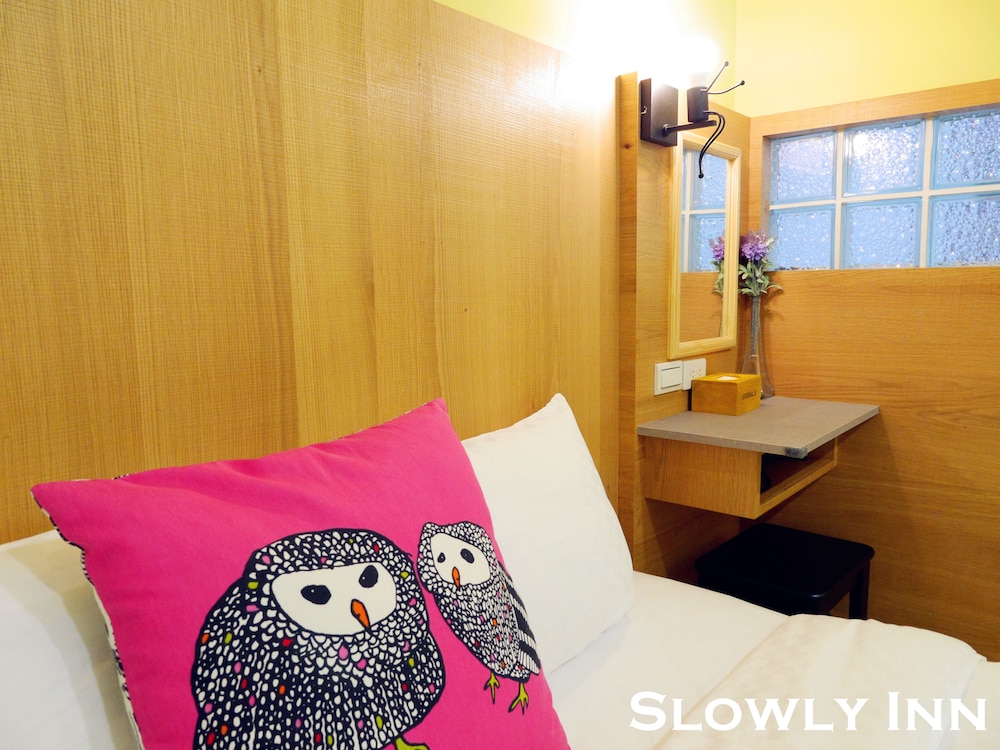Slowly Inn 29/50