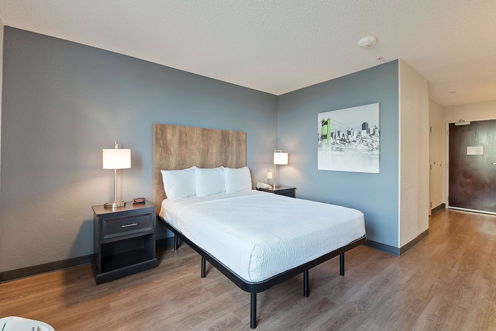 Extended Stay America Miami Airport Doral 87th Ave S 24/60