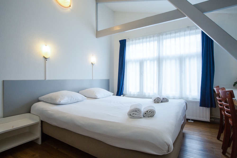 STANDARD, DOUBLE BED