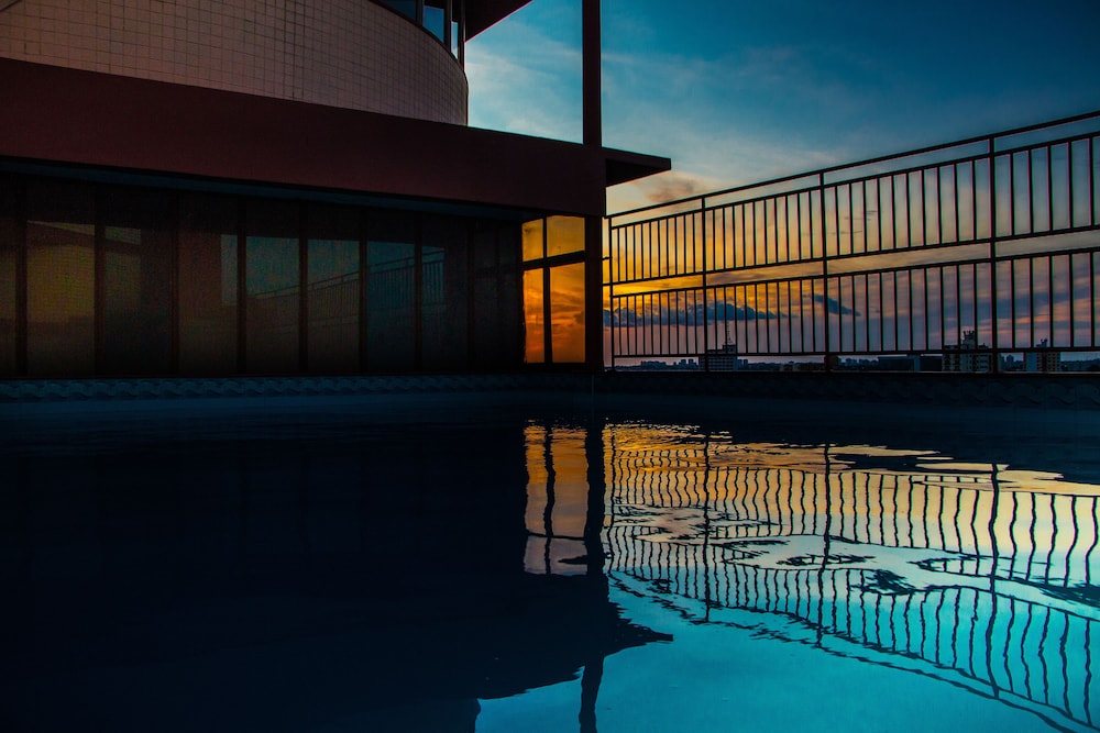 swimming pool spa