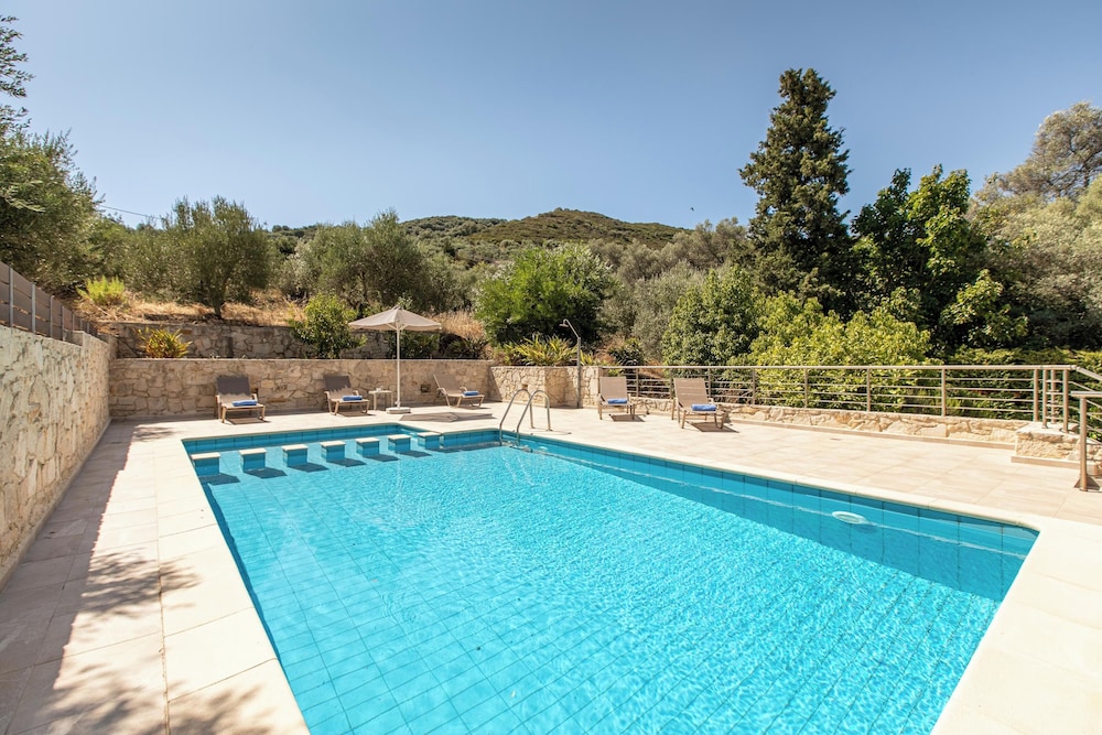 Neaira Villas Chania 18/50