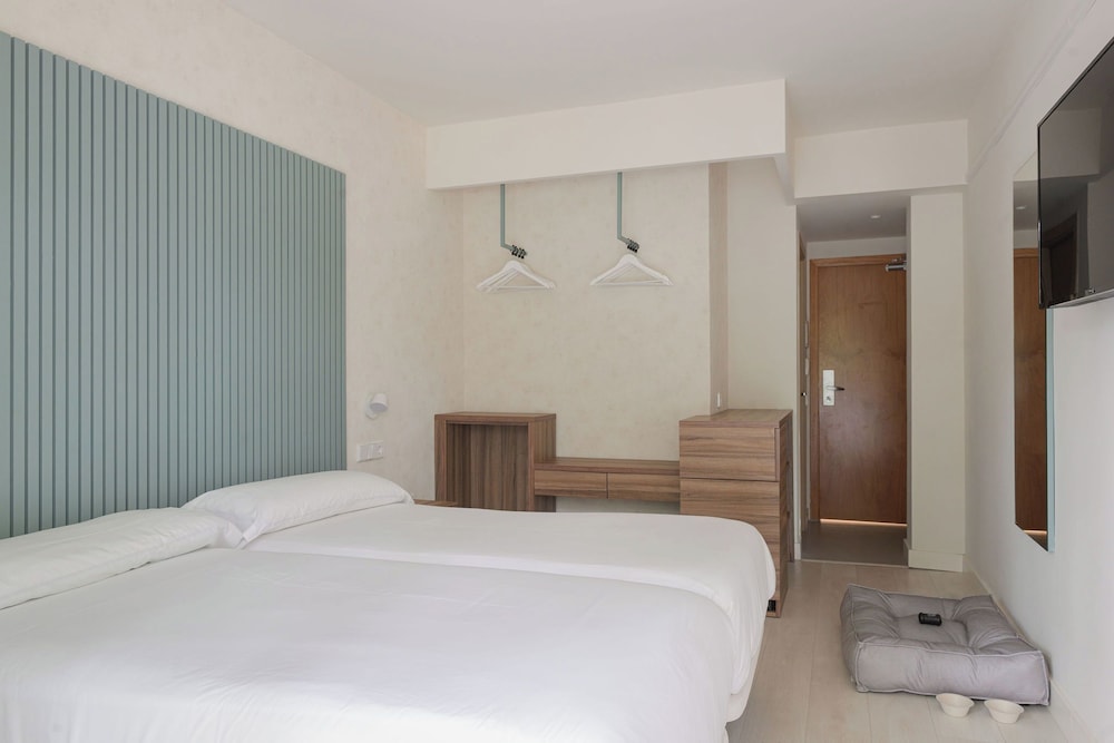 Eurosalou Hotel 13/46