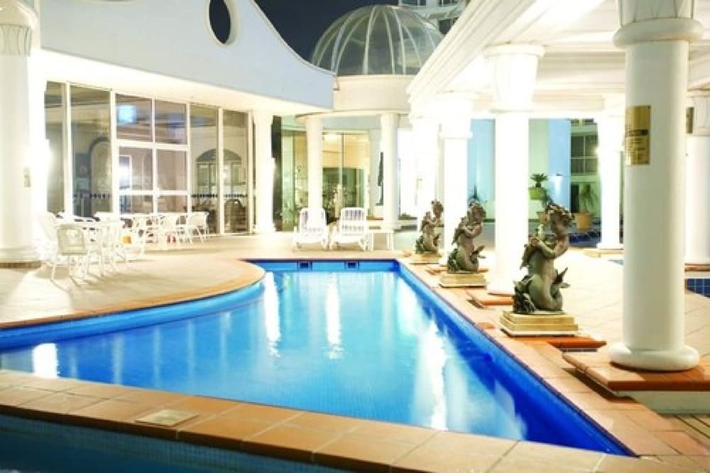 Broadbeach Holiday Apartments 24/50