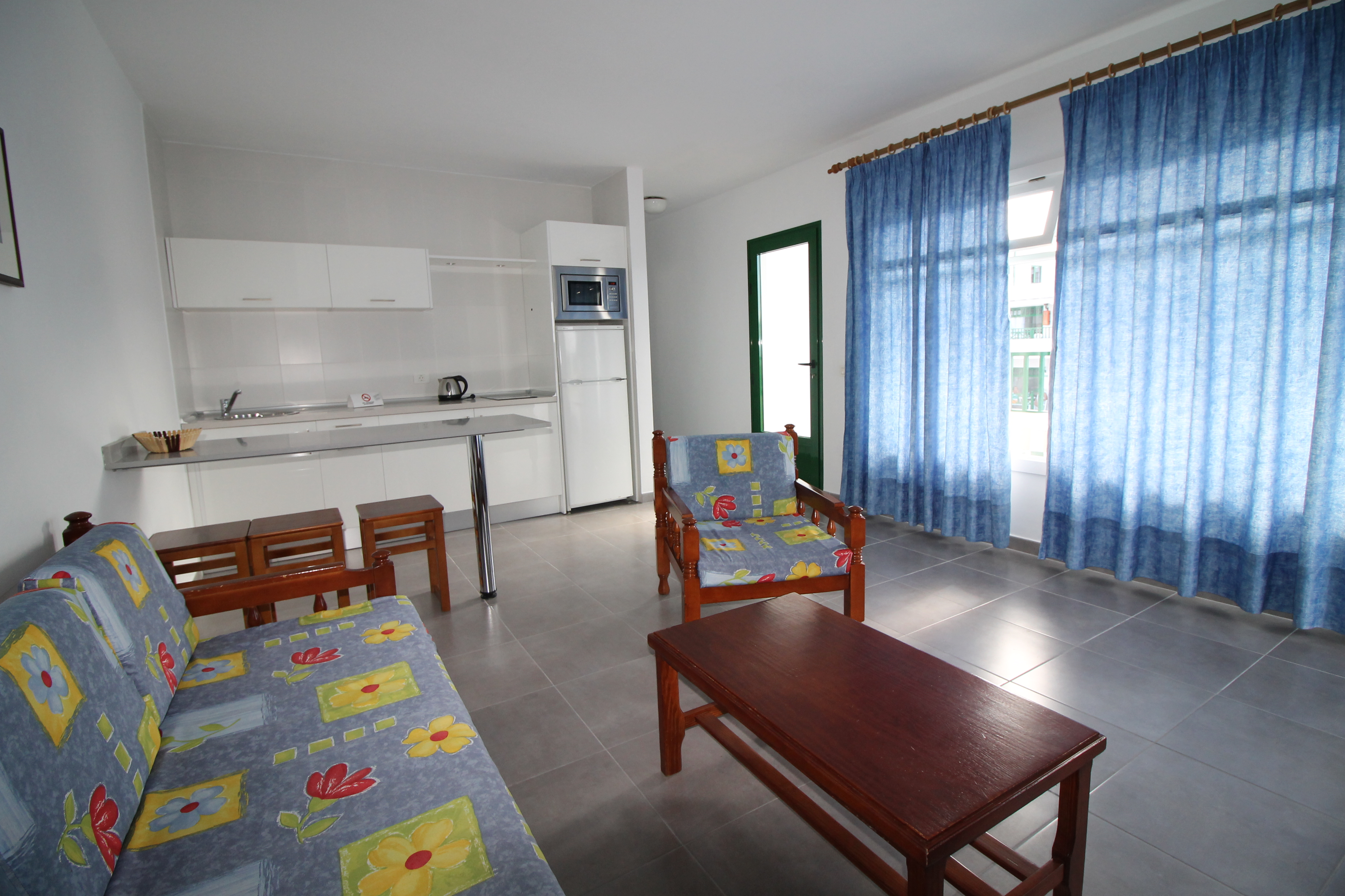 Elena Apartamentos 30/44