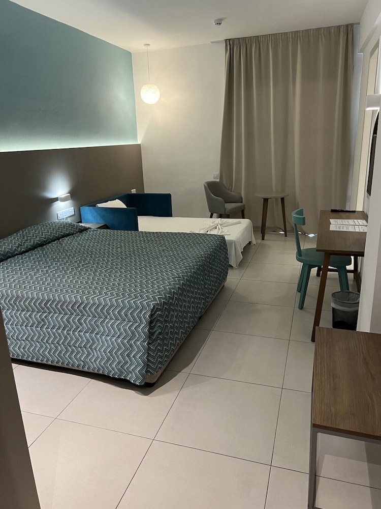 Mandali Hotel 9/39