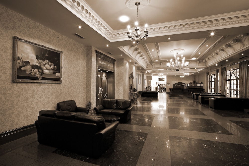 Royal Court Hotel Coventry 11/61