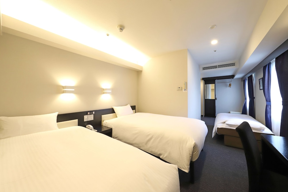 Shin Yokohama Kokusai Hotel 12/38