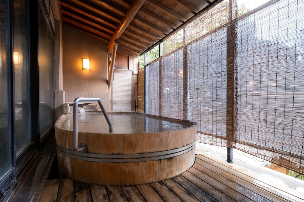 Nishiizu Koyoi Onsen 16/41