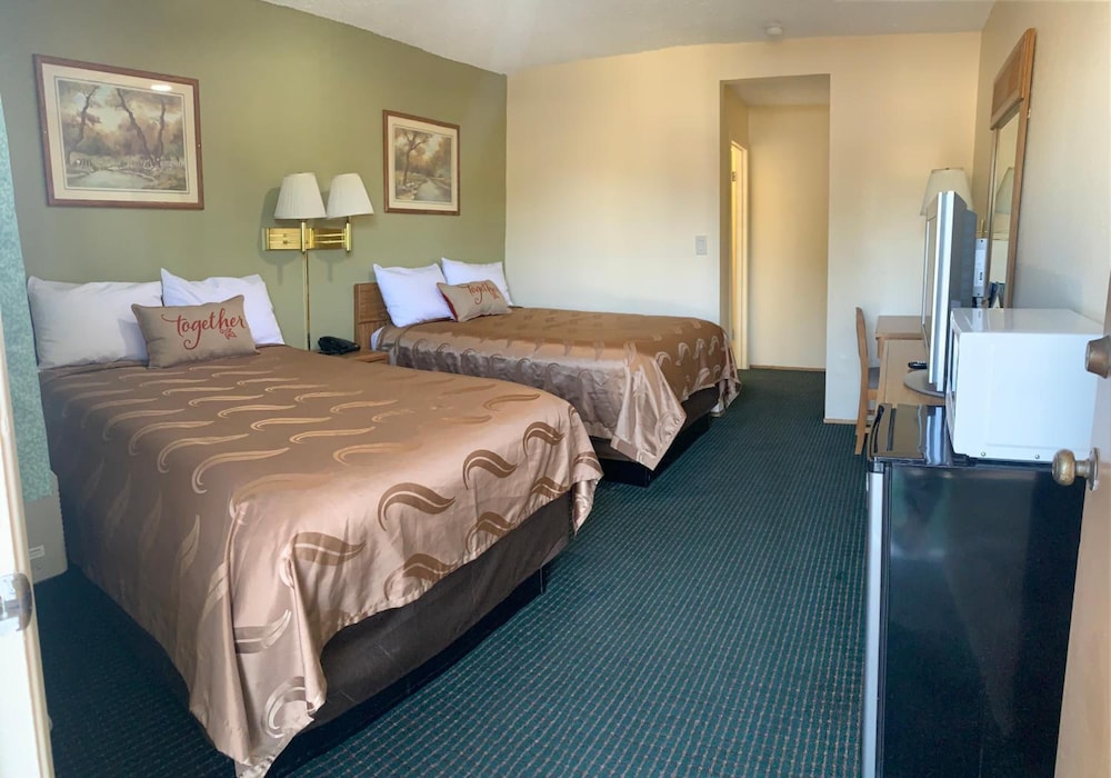 Regency Inn 12/37