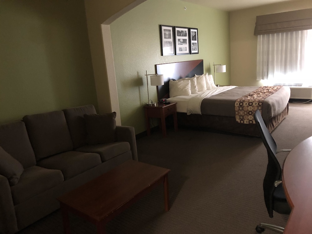 Best Western Sea World/Lackland AFB NW Hotel Suites 38/50